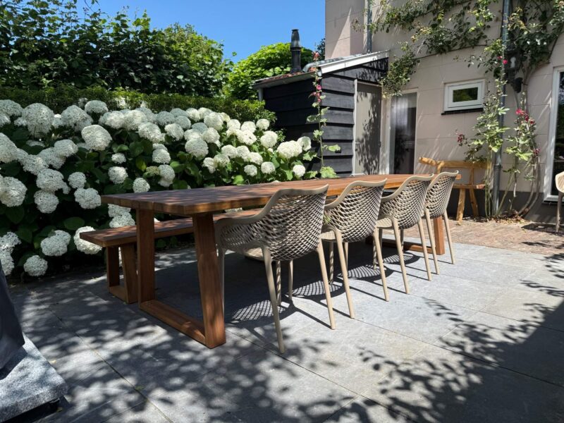 Tuinstoel Taupe beige kleur