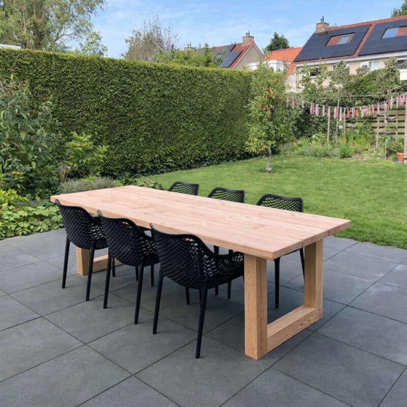 Tuintafel Umi | Buitentafel | U Poten Hout | Douglas Hout terrasinspiratie
