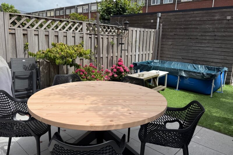 Tuinset 4 personen | Rond | Stalen poten | Douglas hout