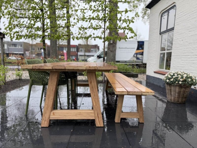 Tuintafel Anita | A poten hout | Buitentafel | Iroko hout