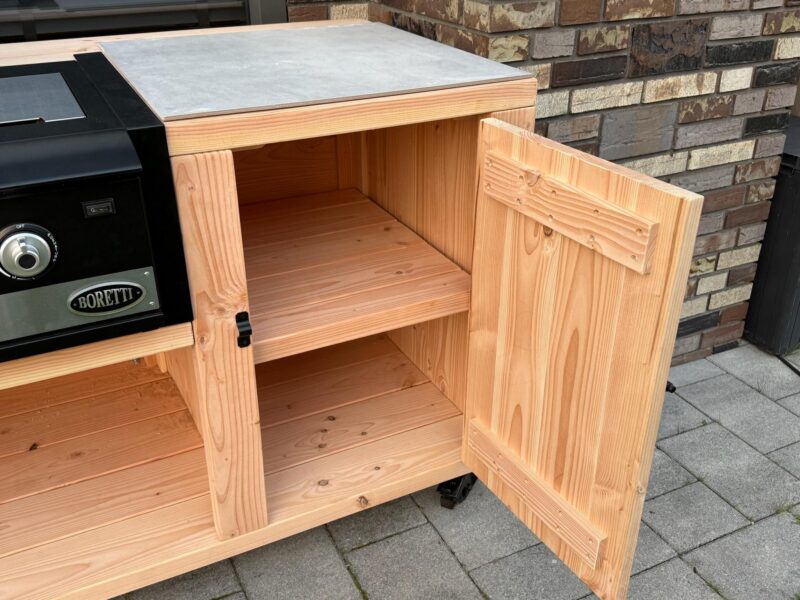 bbq tafel buitenkeuken