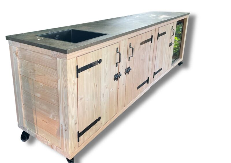 Buitenkeuken Douglas Portland met spoelbak en koelkast en keramisch blad donker bruin